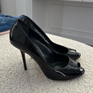 Authentic Burberry peep toe Heel